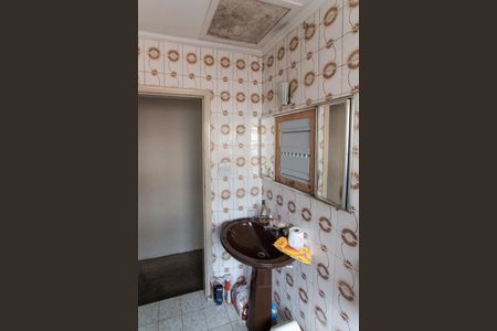 Casa à venda com 250m², 3 quartos e 3 vagas Casa à venda com 250m², 3 quartos e 3 vagasBanheiro