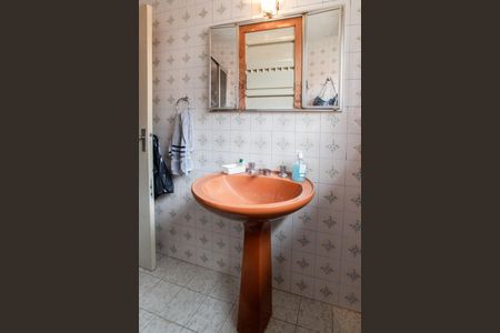 Casa à venda com 250m², 3 quartos e 3 vagas Casa à venda com 250m², 3 quartos e 3 vagasBanheiro da Suíte