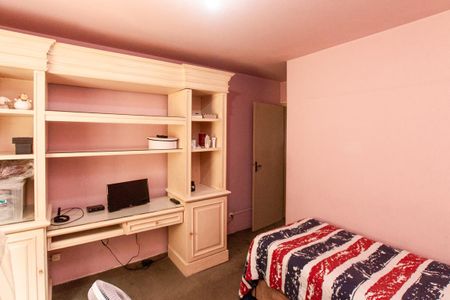 Casa à venda com 250m², 3 quartos e 3 vagas Casa à venda com 250m², 3 quartos e 3 vagasQuarto 2