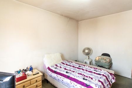 Casa à venda com 250m², 3 quartos e 3 vagas Casa à venda com 250m², 3 quartos e 3 vagasSuíte