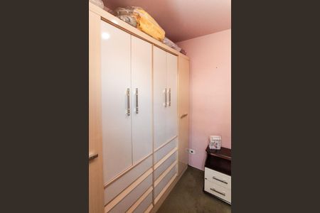 Casa à venda com 250m², 3 quartos e 3 vagas Casa à venda com 250m², 3 quartos e 3 vagasQuarto 1