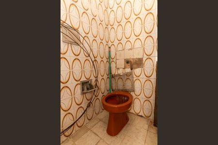 Casa à venda com 250m², 3 quartos e 3 vagas Casa à venda com 250m², 3 quartos e 3 vagasÁrea de Serviço