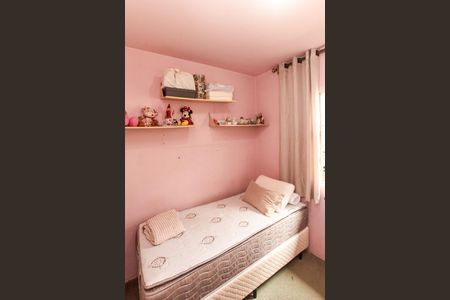 Casa à venda com 250m², 3 quartos e 3 vagas Casa à venda com 250m², 3 quartos e 3 vagasQuarto 1