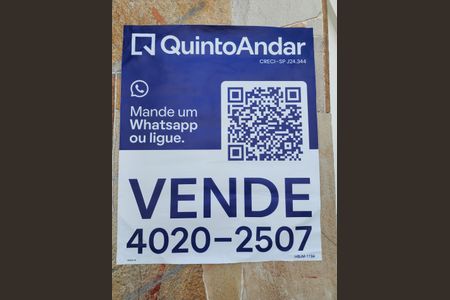 Casa à venda com 250m², 3 quartos e 3 vagas Casa à venda com 250m², 3 quartos e 3 vagasPlaca
