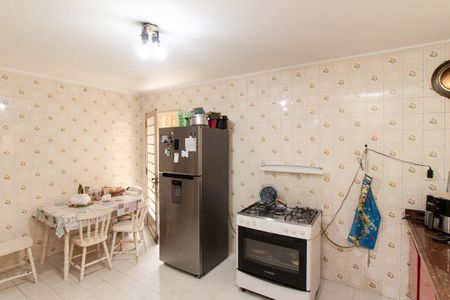 Casa à venda com 250m², 3 quartos e 3 vagas Casa à venda com 250m², 3 quartos e 3 vagasCozinha