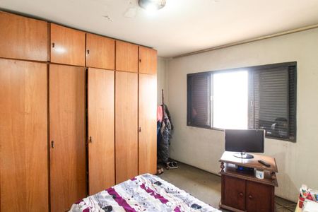 Suíte de casa à venda com 3 quartos, 250m² em Vila Paiva, São Paulo