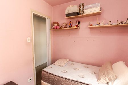 Casa à venda com 250m², 3 quartos e 3 vagas Casa à venda com 250m², 3 quartos e 3 vagasQuarto 1