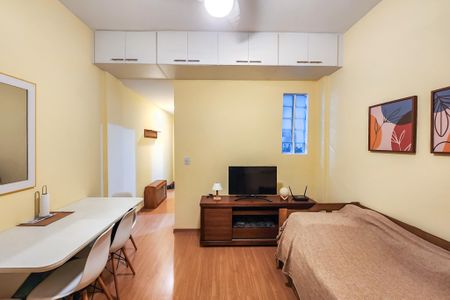 Apartamento à venda com 39m², 1 quarto e sem vaga Apartamento à venda com 39m², 1 quarto e sem vagaSala
