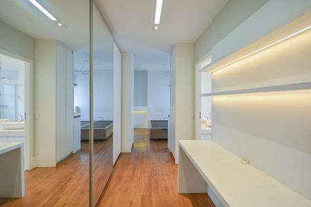 Apartamento para alugar com 190m², 3 quartos e 3 vagas