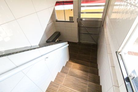 Apartamento para alugar com 48m², 2 quartos e 1 vagaEscada