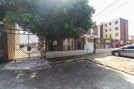 Apartamento para alugar com 48m², 2 quartos e 1 vagaFachada + Placa
