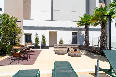 Apartamento para alugar com 70m², 1 quarto e 1 vaga Apartamento para alugar com 70m², 1 quarto e 1 vagaÁrea comum - Piscina