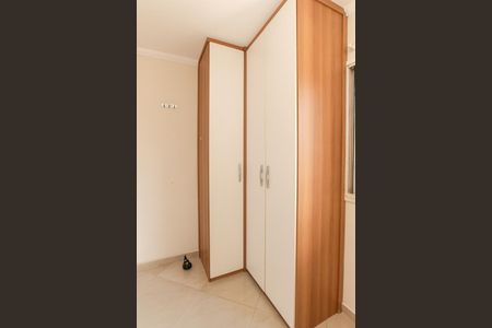 Apartamento à venda com 75m², 3 quartos e 2 vagasQuarto 2