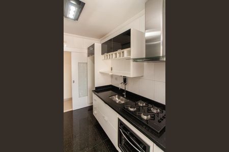 Apartamento à venda com 75m², 3 quartos e 2 vagasCozinha e Área de Serviço
