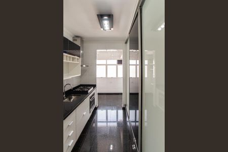 Apartamento à venda com 75m², 3 quartos e 2 vagasCozinha e Área de Serviço