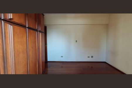 Apartamento à venda com 110m², 3 quartos e 2 vagasQuarto 2