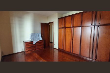 Apartamento à venda com 110m², 3 quartos e 2 vagasQuarto 3