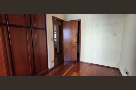 Apartamento à venda com 110m², 3 quartos e 2 vagasQuarto 2