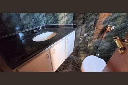 Apartamento à venda com 110m², 3 quartos e 2 vagasBanheiro 1