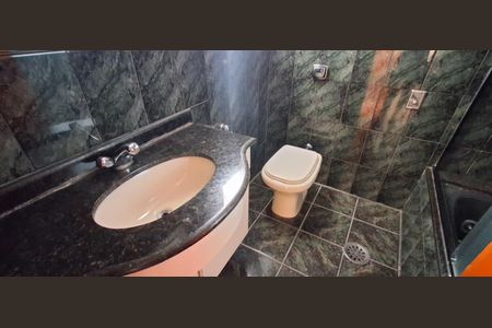 Apartamento à venda com 110m², 3 quartos e 2 vagasBanheiro 3