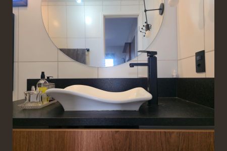 Apartamento à venda com 89m², 2 quartos e 2 vagasBanheiro da Suíte