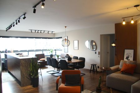 Apartamento à venda com 89m², 2 quartos e 2 vagasSala e Cozinha integrada 