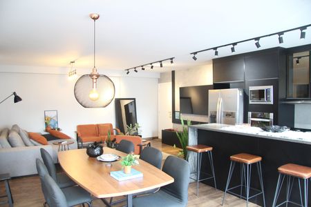 Apartamento à venda com 89m², 2 quartos e 2 vagasSala e Cozinha integrada 