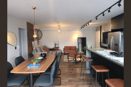 Apartamento à venda com 89m², 2 quartos e 2 vagasSala e Cozinha integrada 