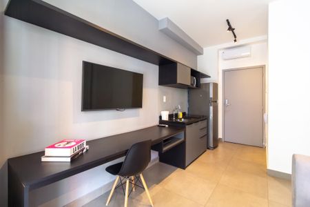 Kitnet/Studio de kitnet/studio para alugar com 1 quarto, 43m² em Pinheiros, São Paulo