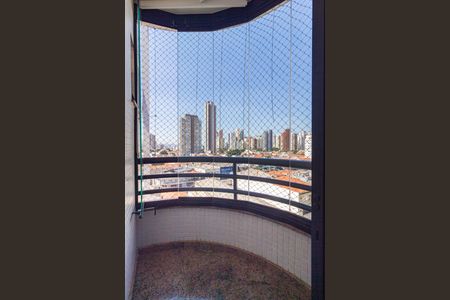 Apartamento à venda com 130m², 3 quartos e 2 vagas Apartamento à venda com 130m², 3 quartos e 2 vagasVaranda - Quarto 1