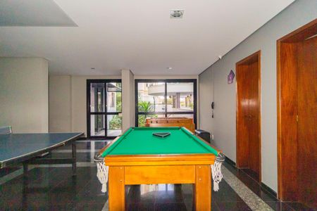 Apartamento à venda com 130m², 3 quartos e 2 vagas Apartamento à venda com 130m², 3 quartos e 2 vagasSalão de jogos