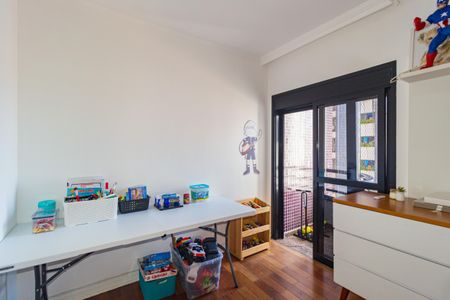 Apartamento à venda com 130m², 3 quartos e 2 vagas Apartamento à venda com 130m², 3 quartos e 2 vagasQuarto 2