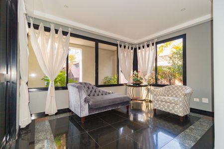 Apartamento à venda com 130m², 3 quartos e 2 vagas Apartamento à venda com 130m², 3 quartos e 2 vagasHall social