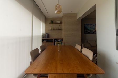 Apartamento à venda com 80m², 3 quartos e 1 vaga Apartamento à venda com 80m², 3 quartos e 1 vagaVaranda gourmet