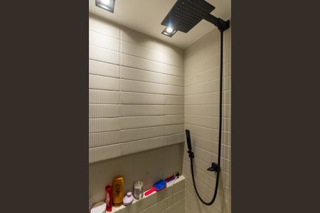 Apartamento à venda com 80m², 3 quartos e 1 vaga Apartamento à venda com 80m², 3 quartos e 1 vagaBanheiro Social