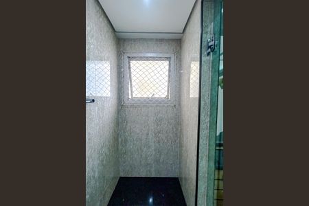 Apartamento à venda com 100m², 3 quartos e 1 vagaBanheiro da Suíte