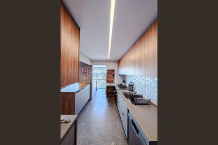 Apartamento à venda com 128m², 3 quartos e 2 vagas Apartamento à venda com 128m², 3 quartos e 2 vagasCozinha