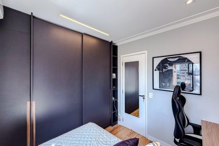 Apartamento à venda com 128m², 3 quartos e 2 vagas Apartamento à venda com 128m², 3 quartos e 2 vagasQuarto 2 - Suíte