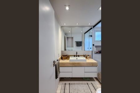 Apartamento à venda com 128m², 3 quartos e 2 vagas Apartamento à venda com 128m², 3 quartos e 2 vagasBanheiro da Suíte 3