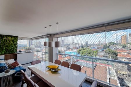 Apartamento à venda com 128m², 3 quartos e 2 vagas Apartamento à venda com 128m², 3 quartos e 2 vagasVaranda da Sala
