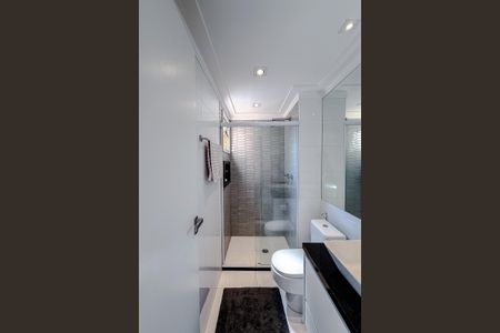 Apartamento à venda com 128m², 3 quartos e 2 vagas Apartamento à venda com 128m², 3 quartos e 2 vagasBanheiro da Suíte 2