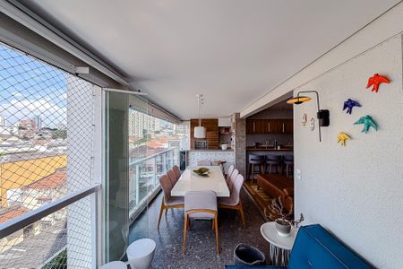Apartamento à venda com 128m², 3 quartos e 2 vagas Apartamento à venda com 128m², 3 quartos e 2 vagasVaranda da Sala