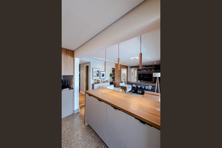 Apartamento à venda com 128m², 3 quartos e 2 vagas Apartamento à venda com 128m², 3 quartos e 2 vagasCozinha