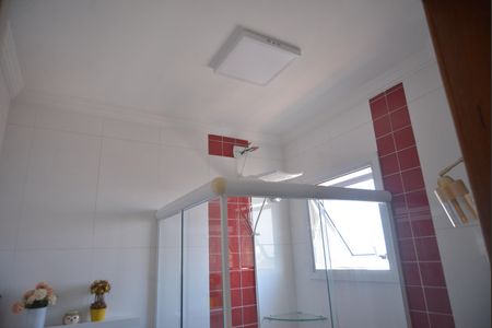 Apartamento à venda com 190m², 3 quartos e 2 vagasBanheiro da Suíte 2