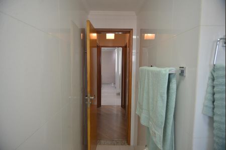 Apartamento à venda com 190m², 3 quartos e 2 vagasBanheiro Social