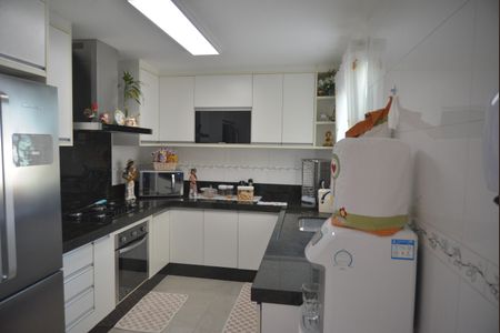 Apartamento à venda com 190m², 3 quartos e 2 vagasCozinha