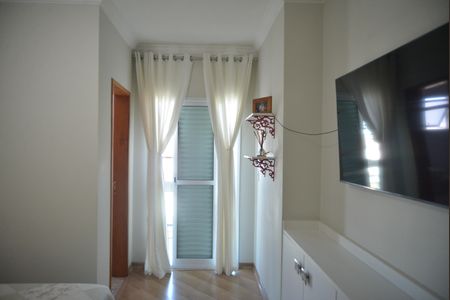 Apartamento à venda com 190m², 3 quartos e 2 vagasQuarto Suite 2