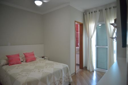 Apartamento à venda com 190m², 3 quartos e 2 vagasQuarto Suite 2