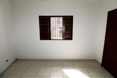 Casa para alugar com 60m², 1 quarto e sem vagaQuarto