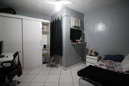 Casa à venda com 320m², 2 quartos e 3 vagasQuarto 2